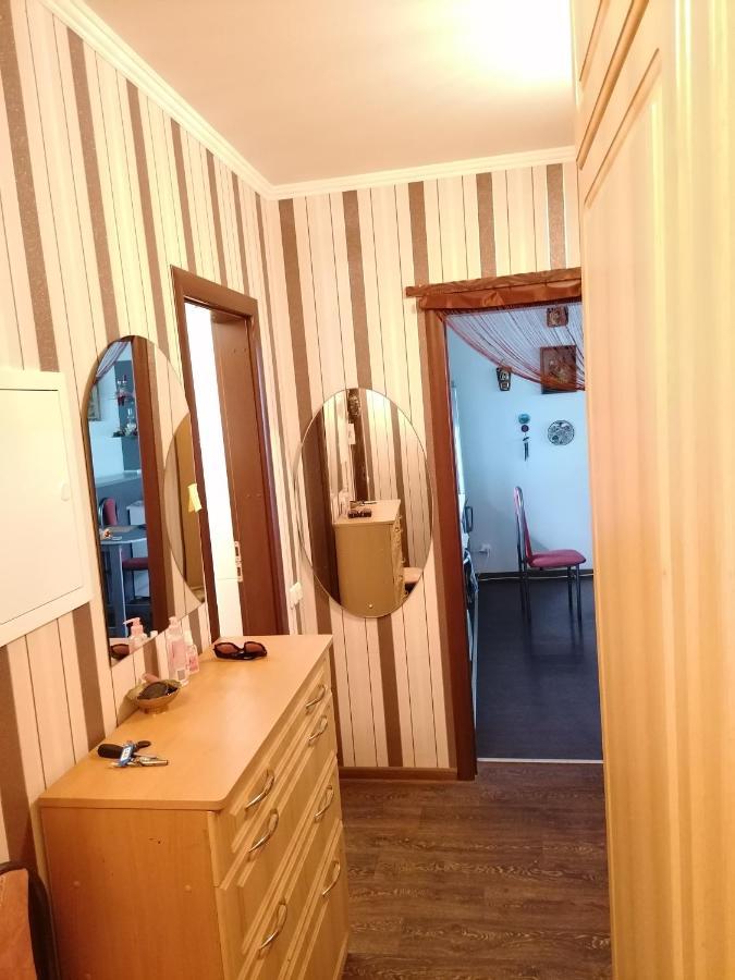 Уютная Студио Возле Жд Вокзала Kiev Exterior foto